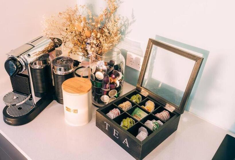 ōshen   Sleeps12 Gym Kayak Mountnbike Beachfrnt