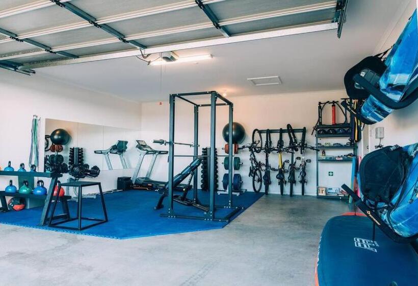 ōshen   Sleeps12 Gym Kayak Mountnbike Beachfrnt