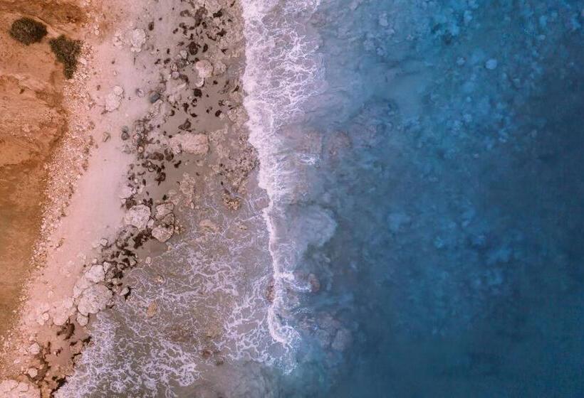 ōshen   Sleeps12 Gym Kayak Mountnbike Beachfrnt