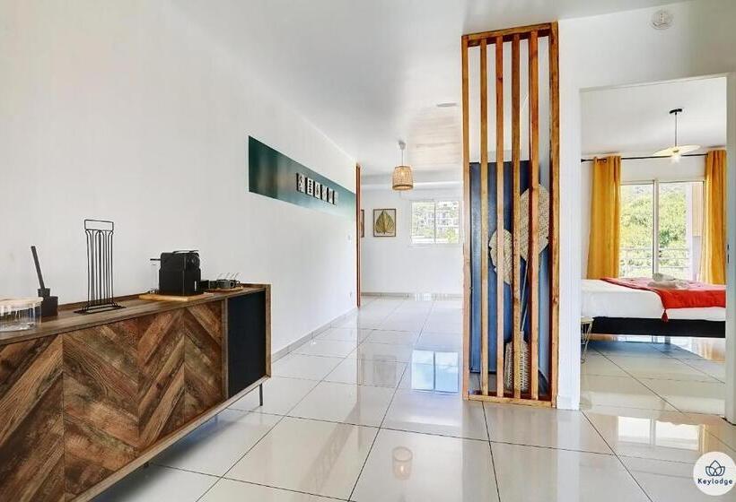 T2 Iris, Classé 2 étoiles Balcon Proche Centre De Saint Denis