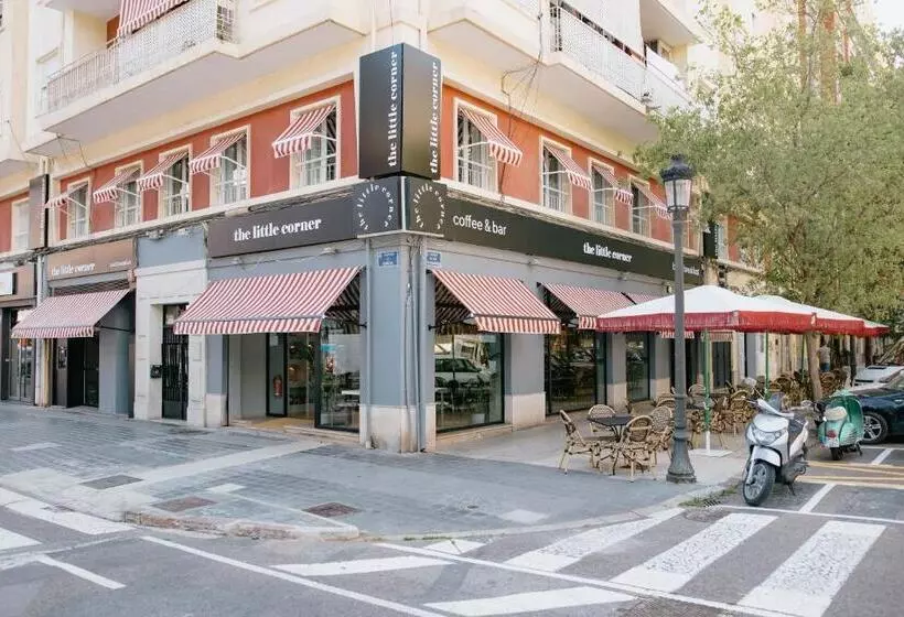 The Little Corner B&b