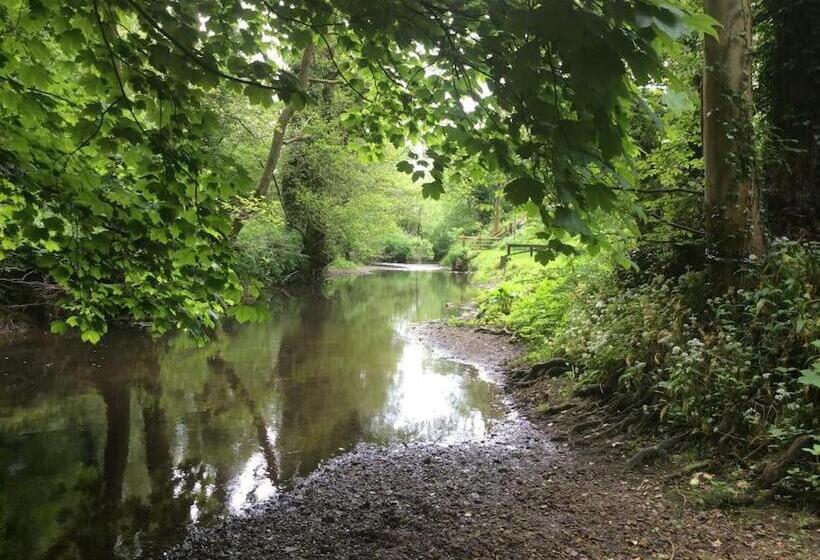 1850s Character Stone Cottage