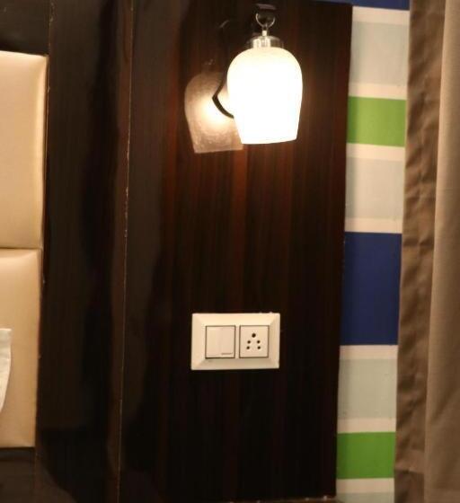 هاستل Madpackers Khajuraho