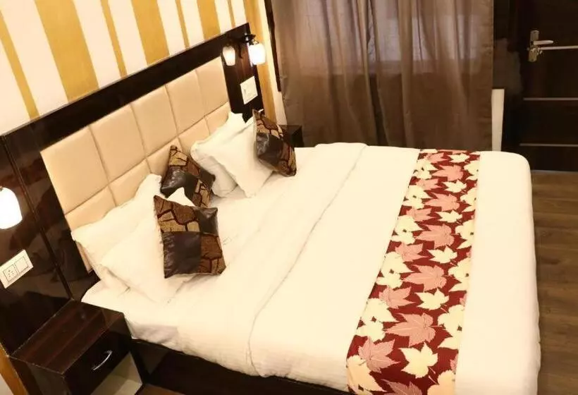 ユースホステル Madpackers Khajuraho