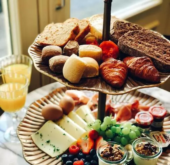 Aamiaismajoitus (B&B) Bnb Bruxelles   Studios & Apartments