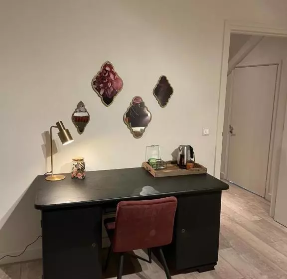 Aamiaismajoitus (B&B) Bnb Bruxelles   Studios & Apartments