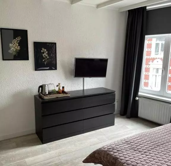 Aamiaismajoitus (B&B) Bnb Bruxelles   Studios & Apartments