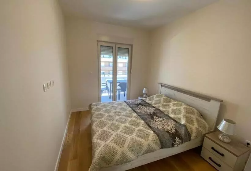 Central City Lux Apartments