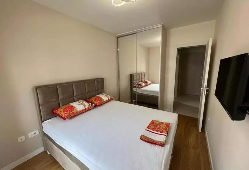 Central City Lux Apartments