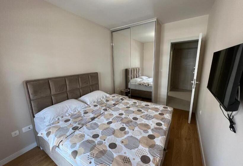 Central City Lux Apartments