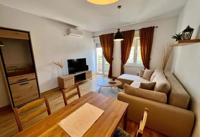 Central City Lux Apartments