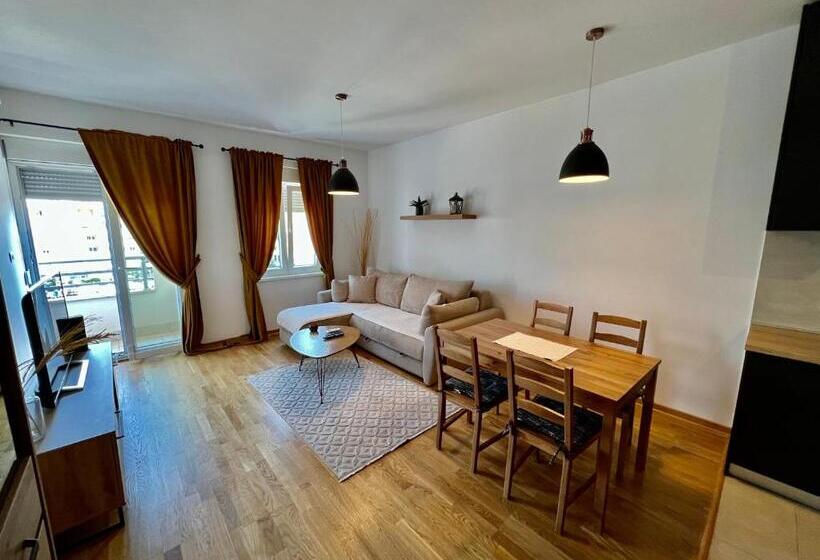 Central City Lux Apartments