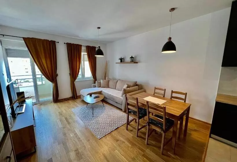 Central City Lux Apartments