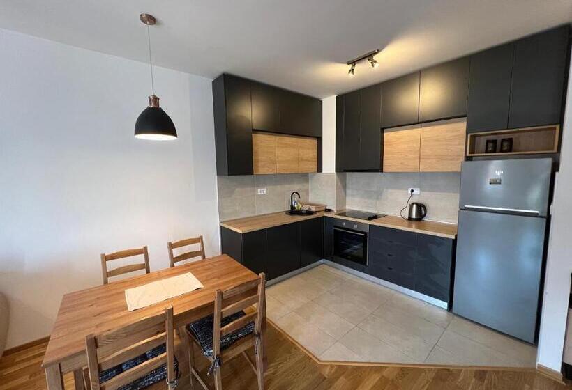 Central City Lux Apartments