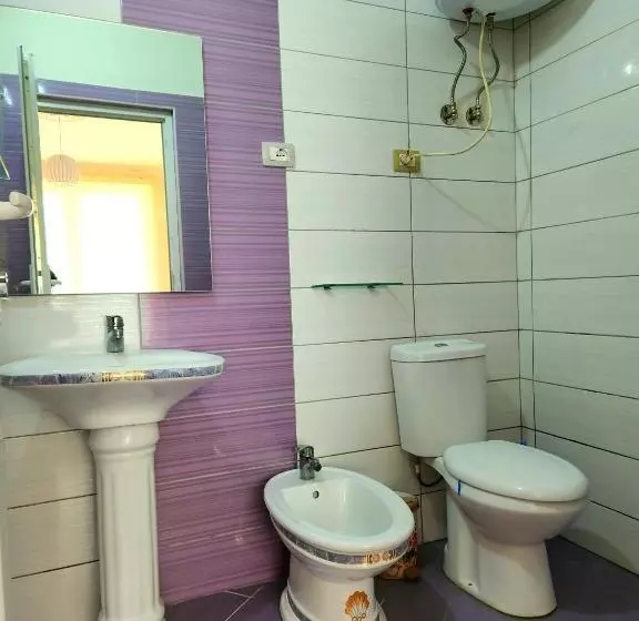 Modern And Cozy Apartments 150 Meters From The Beach, 750 Meters From Lungo Mare