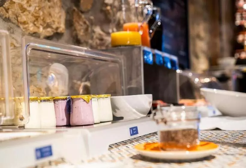 Hotelli Domaine Du Mont Saint Jean