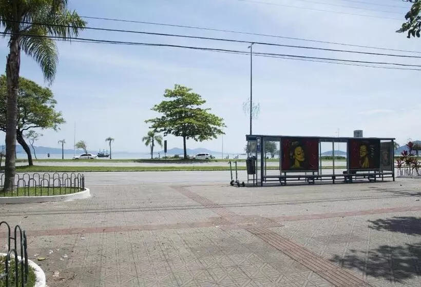 Joia De 1 Quarto A Poucos Passos Da Beiramar P693