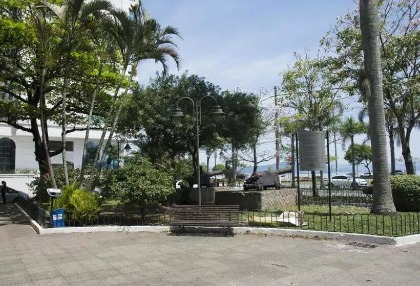 Joia De 1 Quarto A Poucos Passos Da Beiramar P693