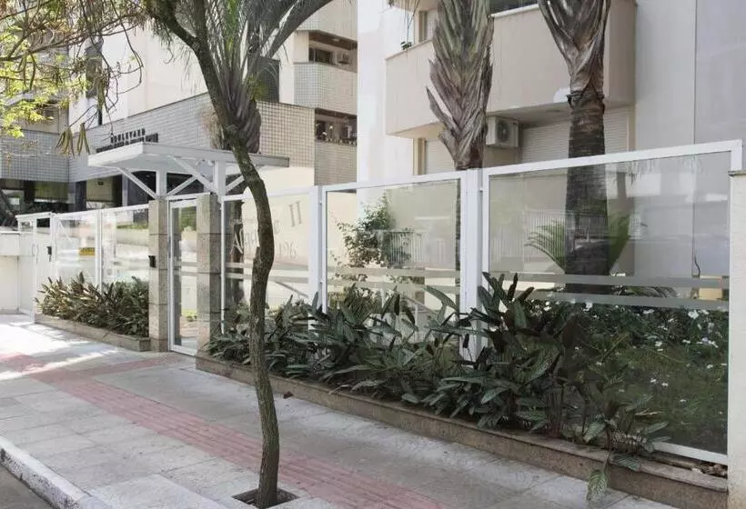 Joia De 1 Quarto A Poucos Passos Da Beiramar P693