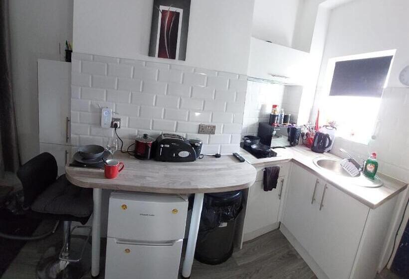 Limpenny Garden Flat