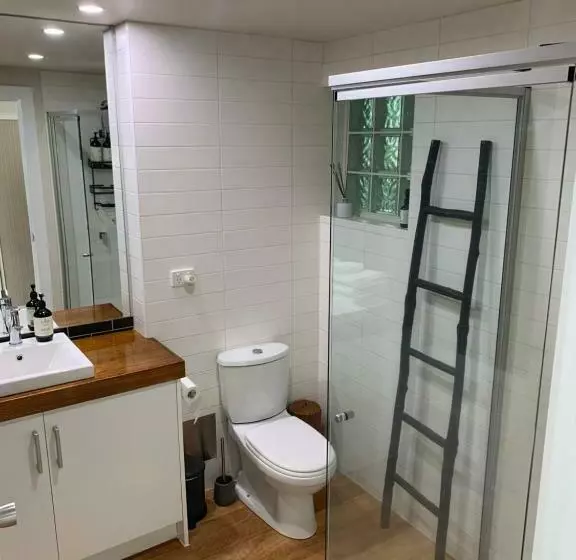 Lorne Studio Apartment