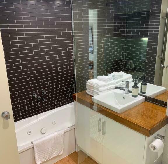 Lorne Studio Apartment