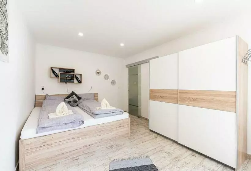 Majatalo Maul   Lator Vendégház