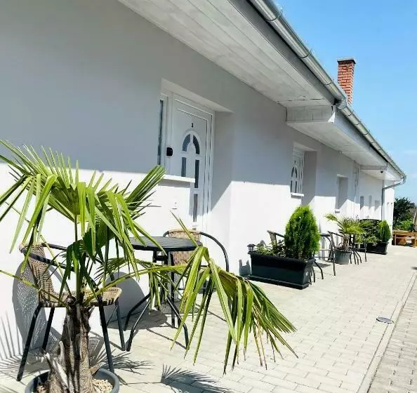 Majatalo Maul   Lator Vendégház