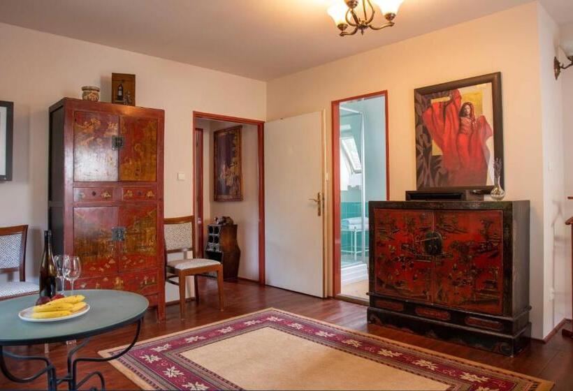 פנסיון Penzion Na Staré Poště