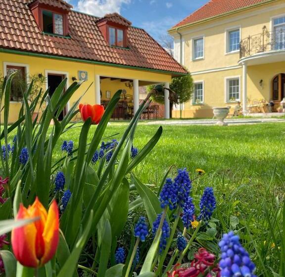 פנסיון Penzion Na Staré Poště