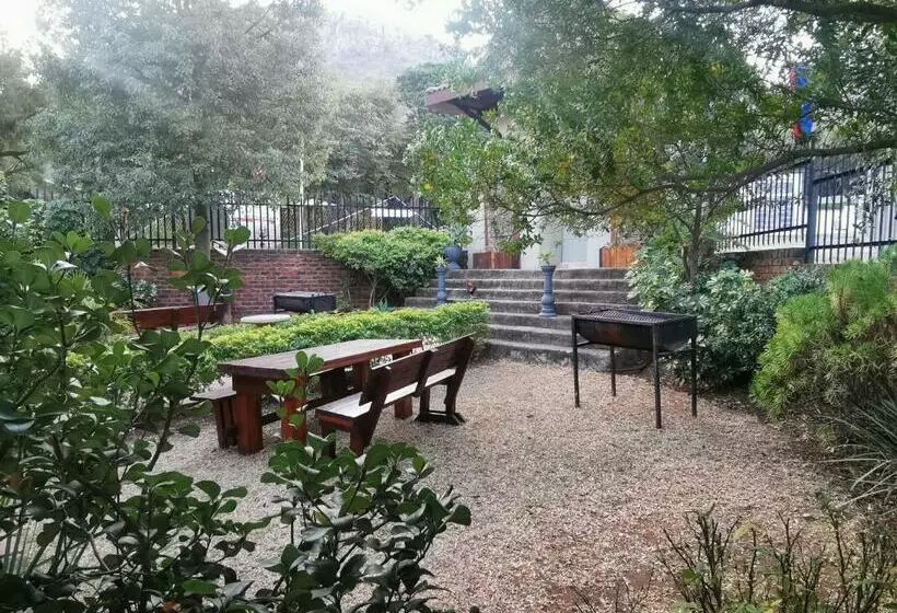 Majatalo Sun Deck Lodge