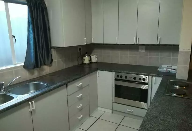 Majatalo Sun Deck Lodge