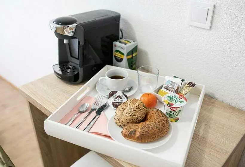 Majatalo Vegas Hriňová Penzión