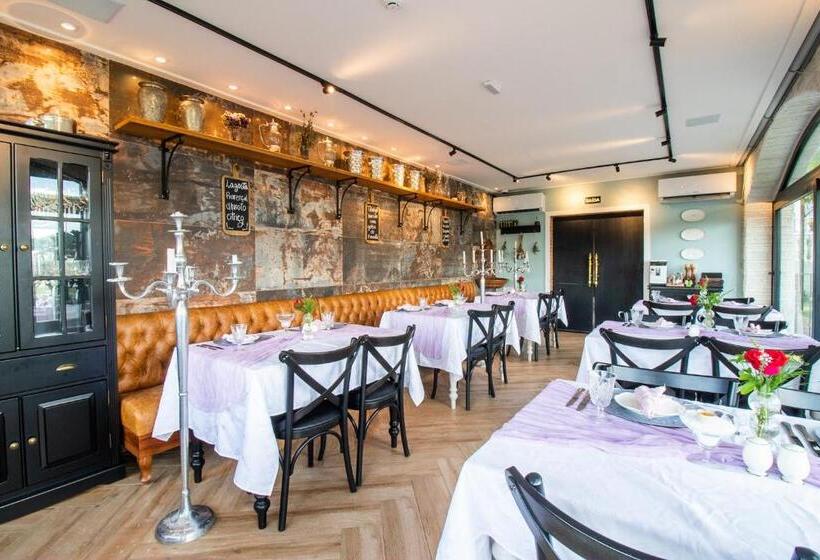 Vila Pugliesi Hotel Boutique