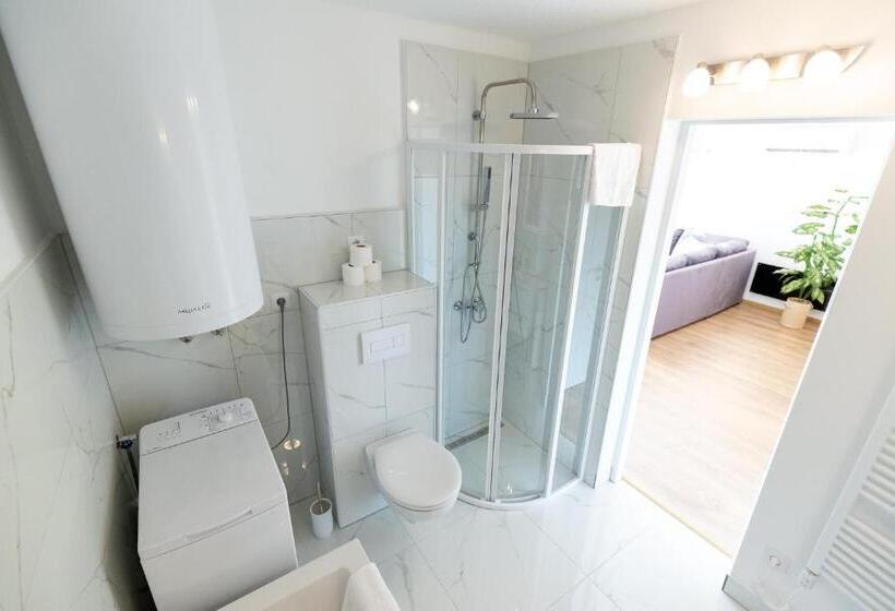 Villa Kőhegy Zamárdi By Bltn