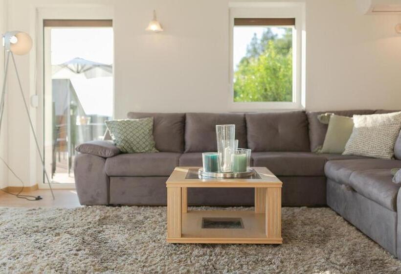 Villa Kőhegy Zamárdi By Bltn