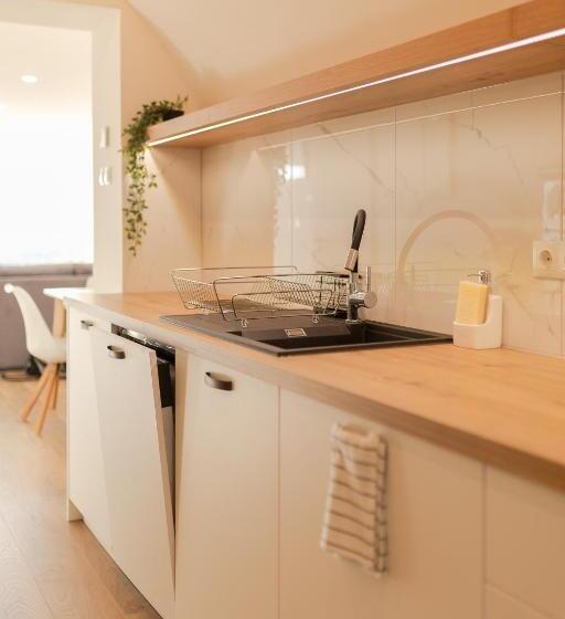 Villa Kőhegy Zamárdi By Bltn