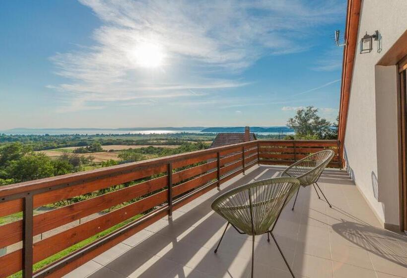 Villa Kőhegy Zamárdi By Bltn