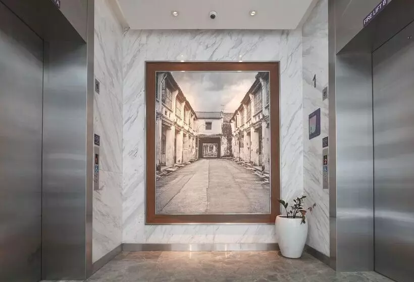 Amrise Hotel Kitchener