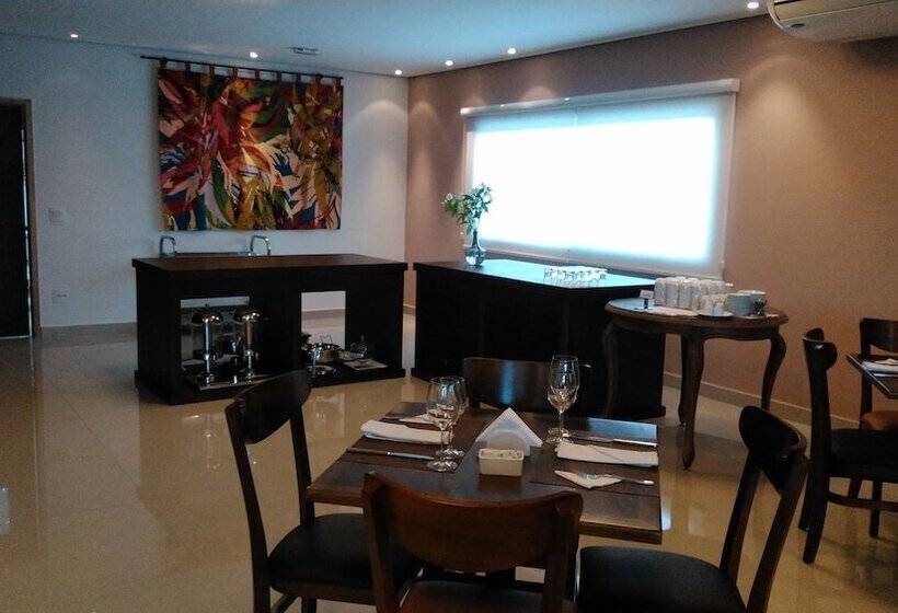 ホテル Ipe Center