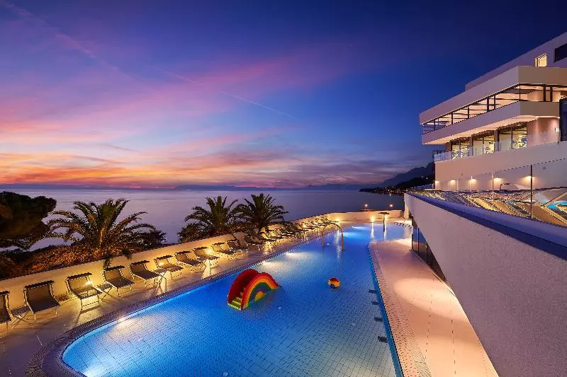 בית מלון כפרי Medora Auri Family Beach Resort