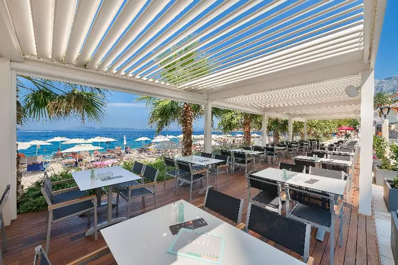 בית מלון כפרי Medora Auri Family Beach Resort