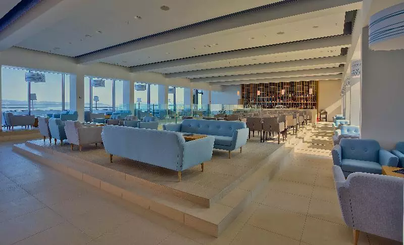 בית מלון כפרי Medora Auri Family Beach Resort