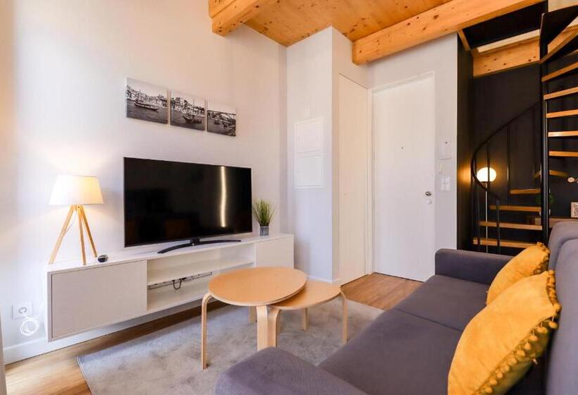 Coutinho Apartment Modern Ap In The City Centre With Balcony