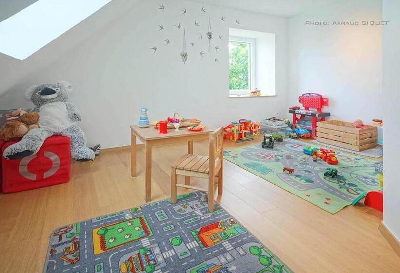 Gîte Familial Ferme Des Aujes Falaen