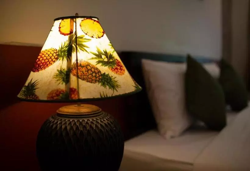 هتل Phangnga Keeree Resort & Gallery