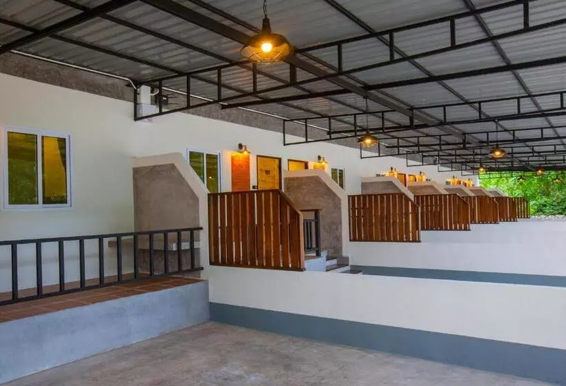 هتل Phangnga Keeree Resort & Gallery