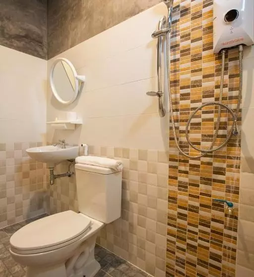 هتل Phangnga Keeree Resort & Gallery