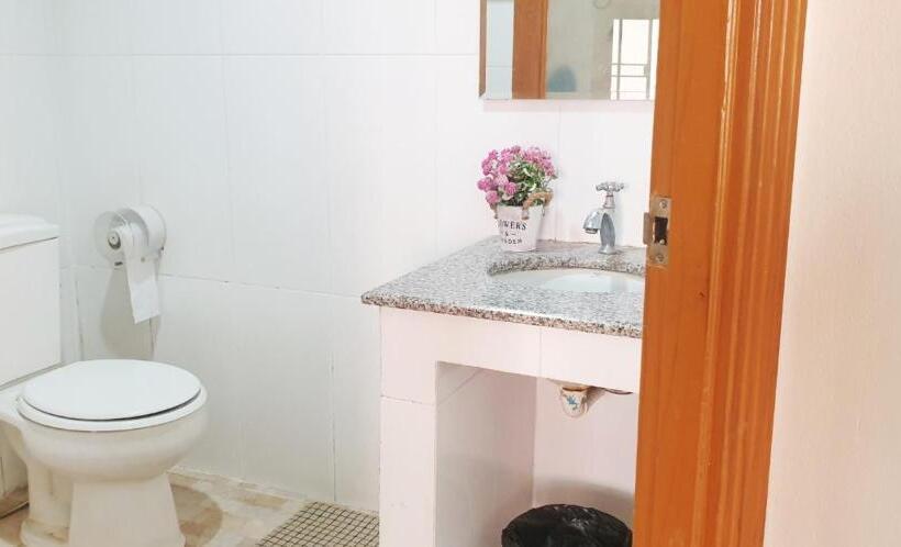 Navy Home Hotel โรงแรมเนวี่โฮม