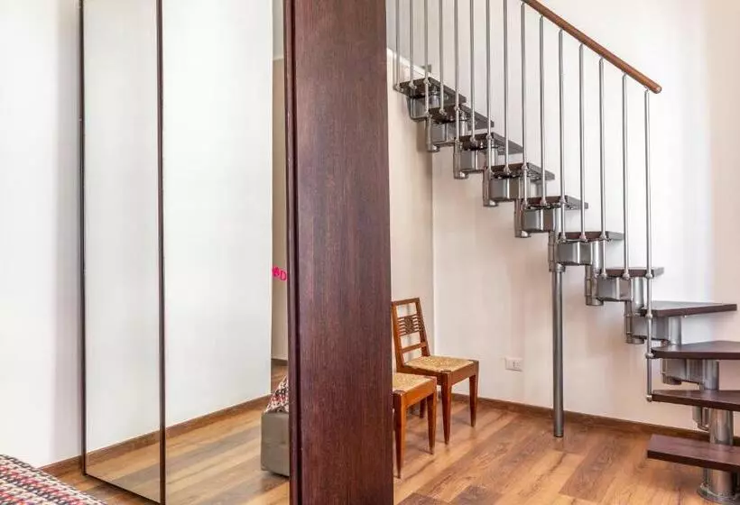 Piccola Venezia Canal View Charming Flat